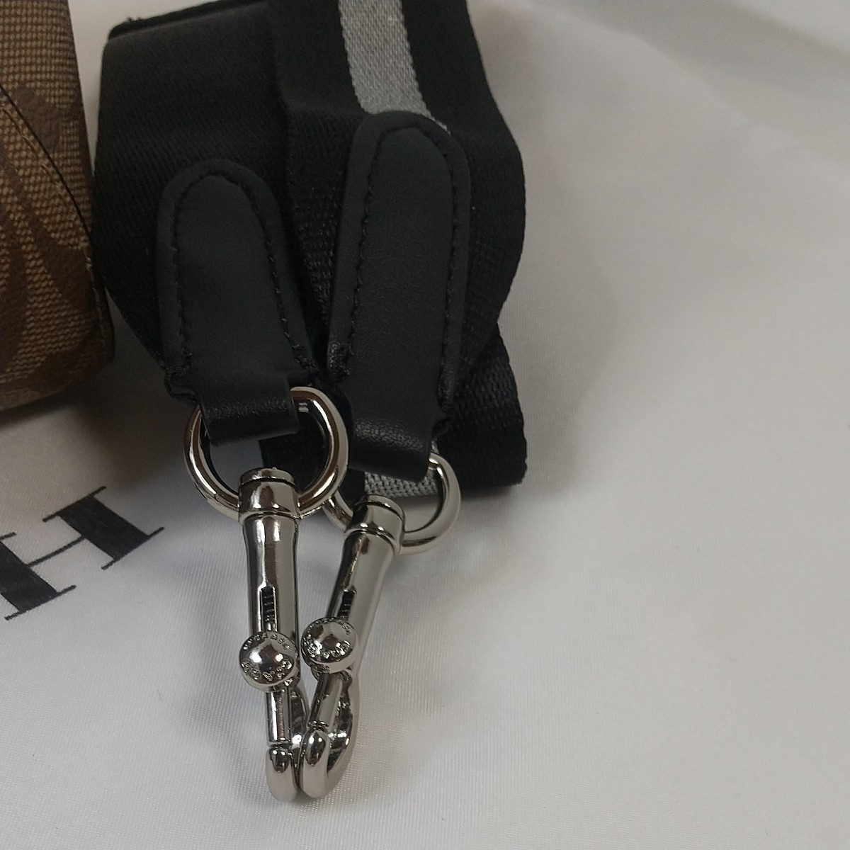 コーチCOACH ミニボストンバッグ ショルダーバッグ スヌーピーかわいい