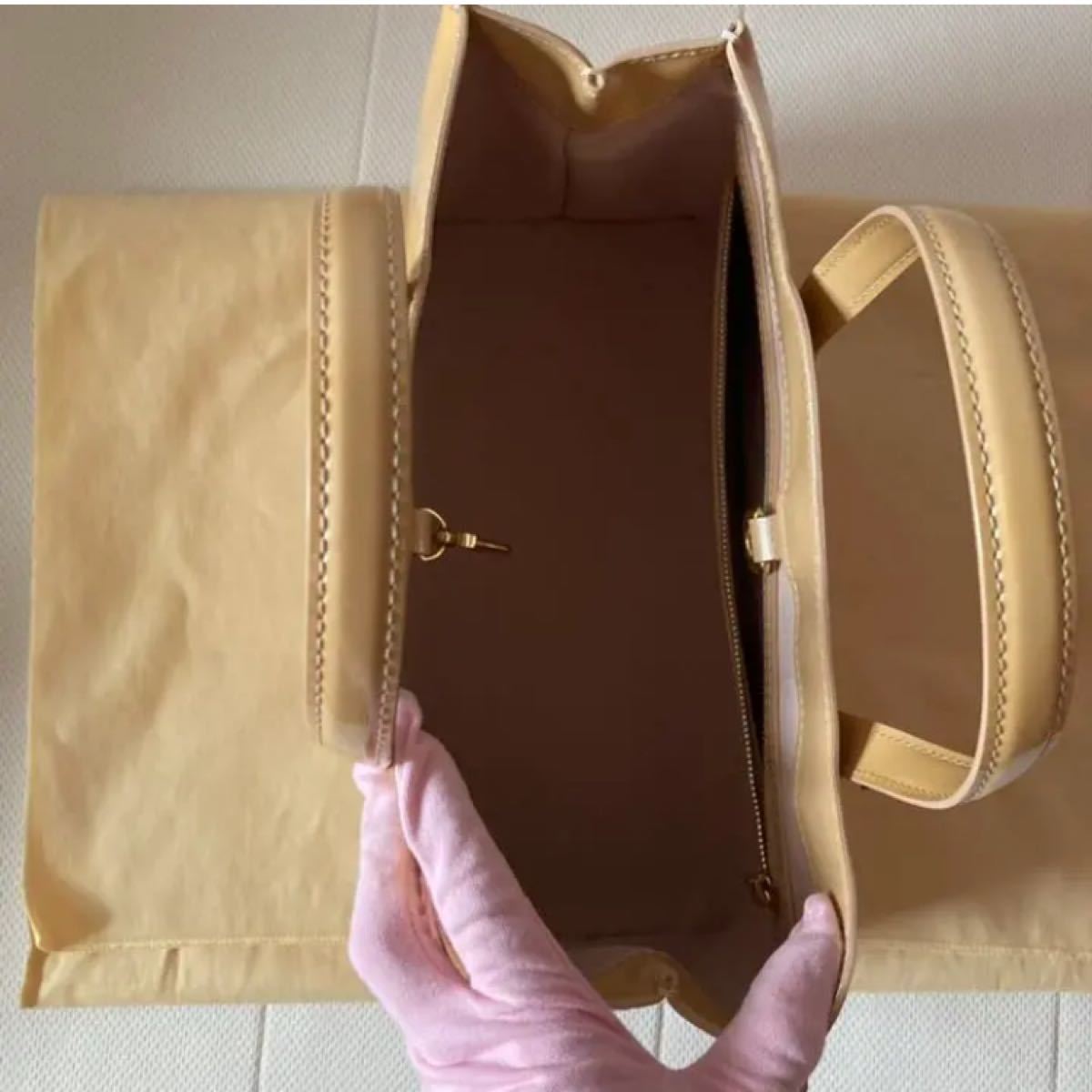 ルイヴィトン ヴェルニ ウィルシャー 中古 ハンドバッグ 正規品 ルイヴィトン ヴェルニ ウィルシャー 中古 ハンドバッグ 正規品