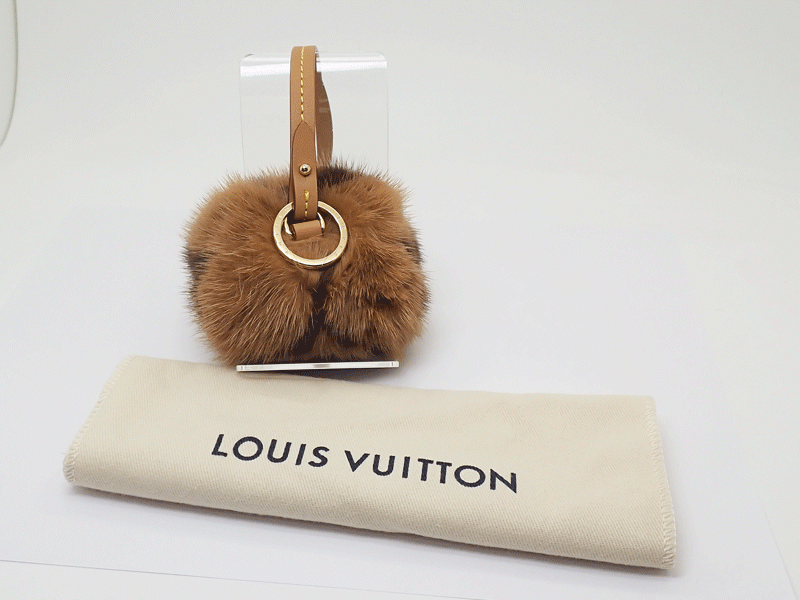 [ unused ] Vuitton biju-sak* mono gla mink M00543 mink x leather key holder charm free shipping!!