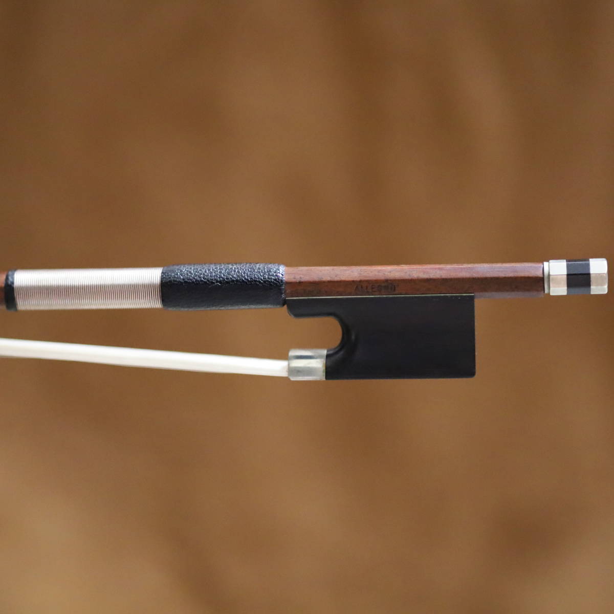 Finkel Allegro 4/4サイズバイオリン弓 工房初期作品 使用感ほぼ Finkel Allegro 4/4サイズバイオリン弓 工房初期作品 使用感ほぼ