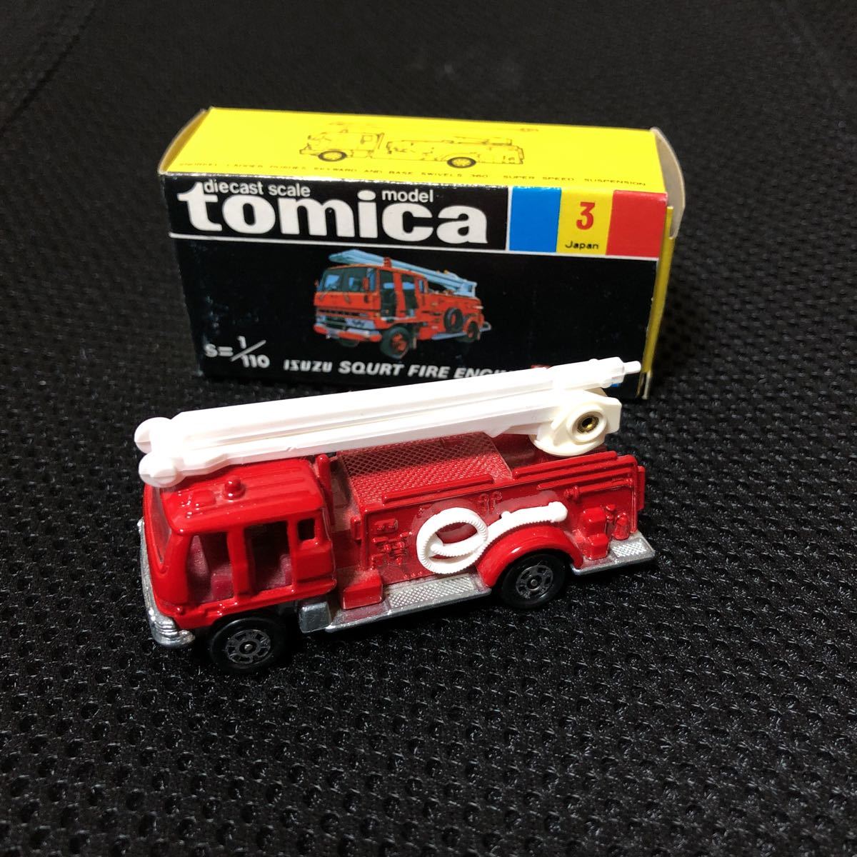 トミカ 黒箱 No3 いすゞ スクアート消防車 product details | Proxy