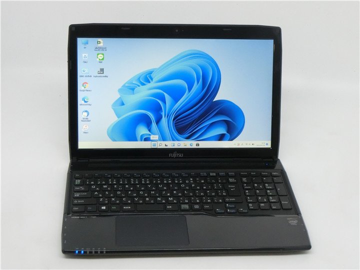 特価商品 富士通 LIFEBOOk A576/P Core i3 6100U 2.3GHz/8GB/256GB(SSD