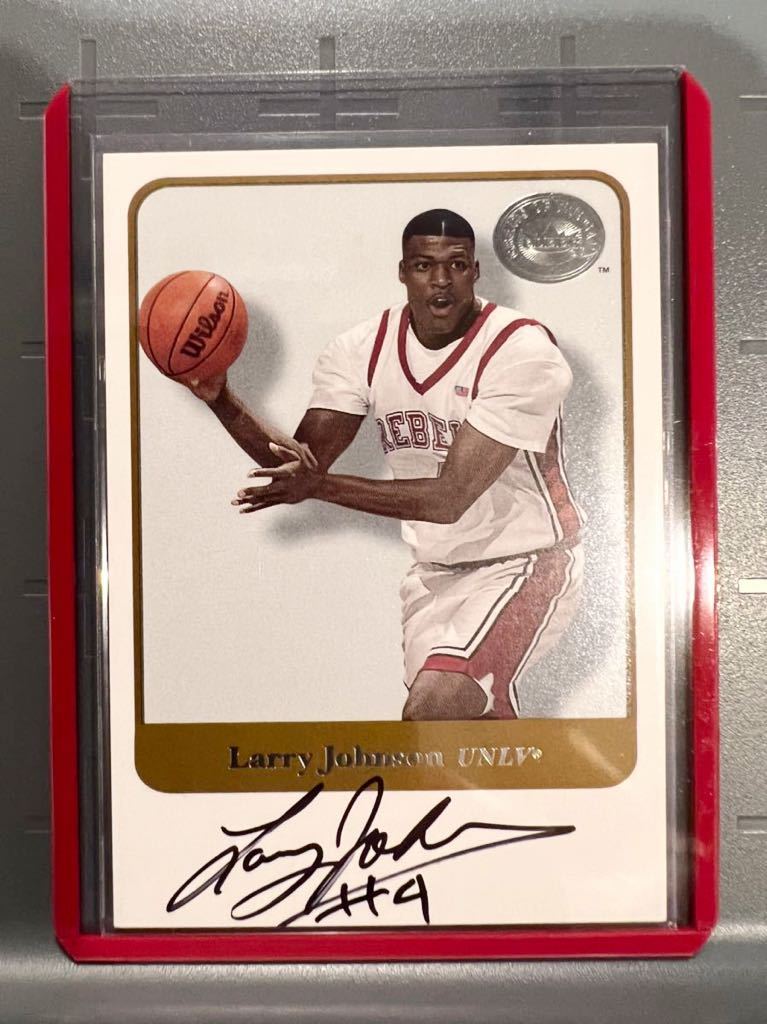 超絶レア 大学背番号 4 直書 Auto 01 Fleer Larry Johnson ラリー ジョンソン サイン Nba バスケ ニックス Knicks Panini 新人王 All Star Deutschakademie Sk