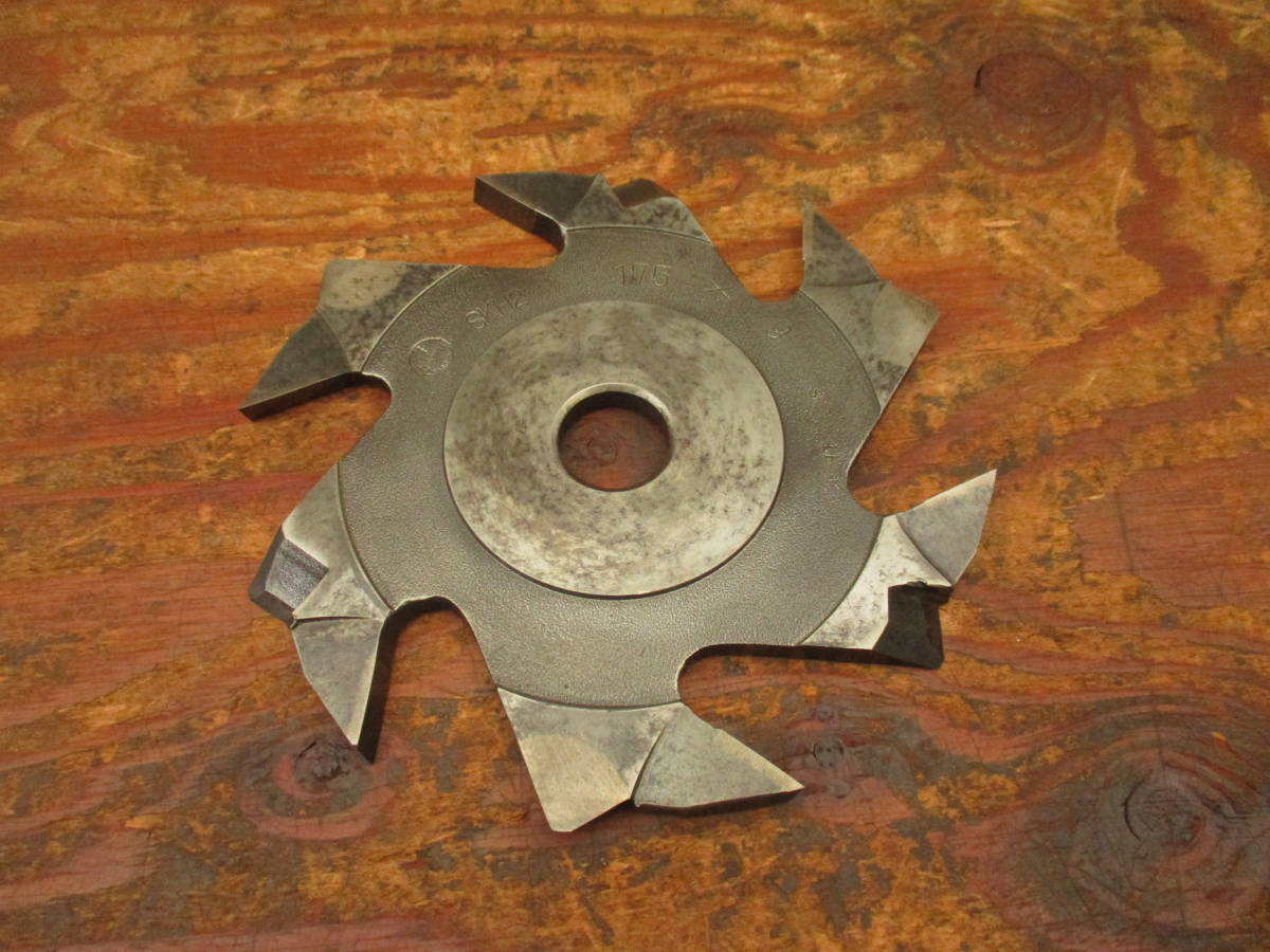 値下げ】 ミゾキリカッター 溝切カッター 兼房 約175×9×25mm #18