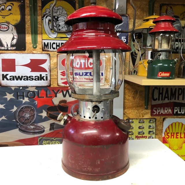 バーガンディー 1962年3月 コールマン Coleman 200A ランタン