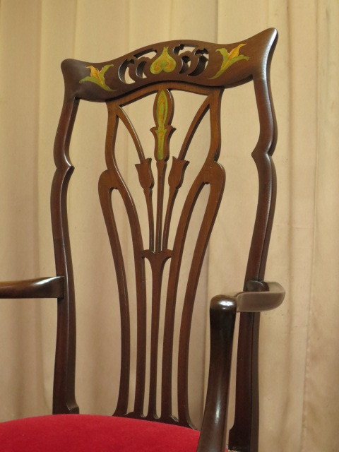 英国 イギリス アンティーク マホガニー材 クイーンアン様式 パッドフット インレイド 象嵌 サロンチェア アームチェア 椅子 西洋_画像3