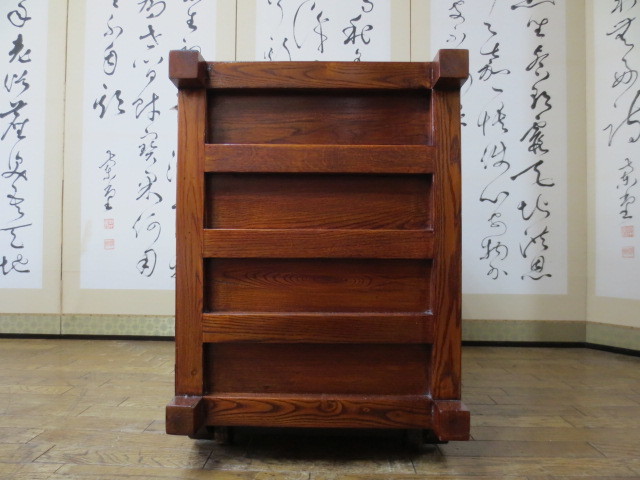 逸品 楡欅 ニレケヤキ 総無垢材 厚手鉄金具 民芸 車箪笥/時代箪笥/衣装