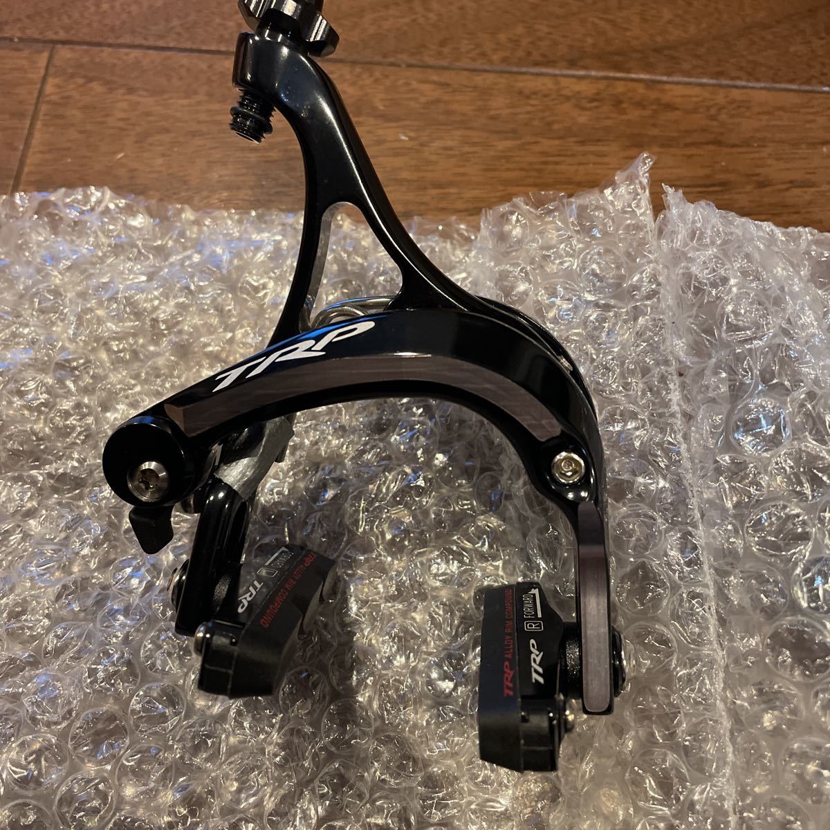 TRP R879 Brake Pair(TRP R879 キャリパーブレーキ 前後セット)黒