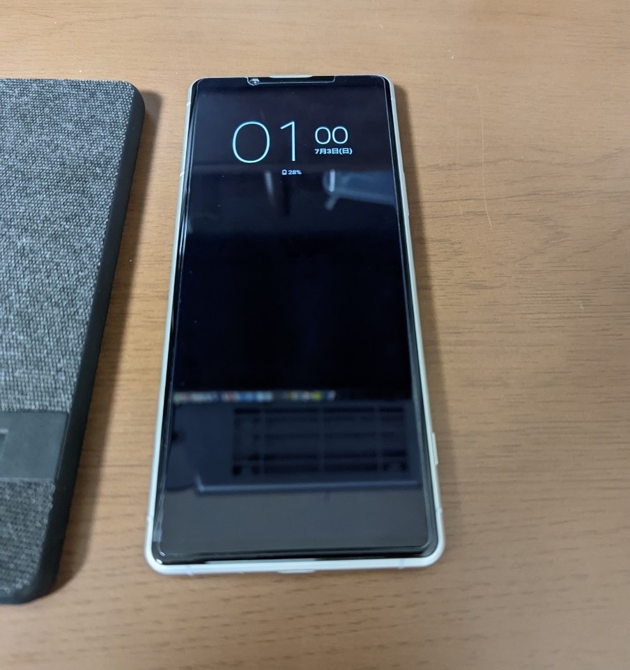 sony xperia 1 ii au版 SOG01 SIMフリー インターネット利用制限なし