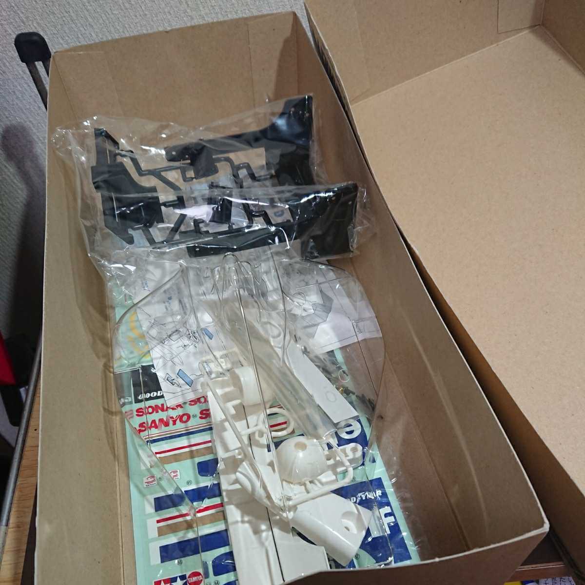 送料無料】タミヤ 1/10 ウィリアムズ ルノー FW18 スペアボディ 新品