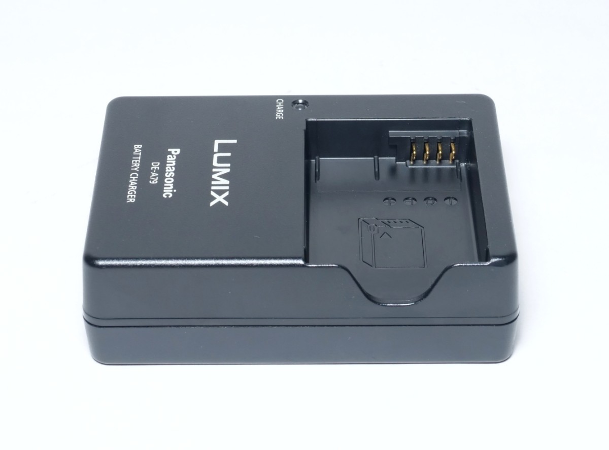 純正品 LUMIX 充電器 DE-A79 パナソニック ルミックス Panasonic 純正品 LUMIX 充電器 DE-A79 パナソニック ルミックス Panasonic