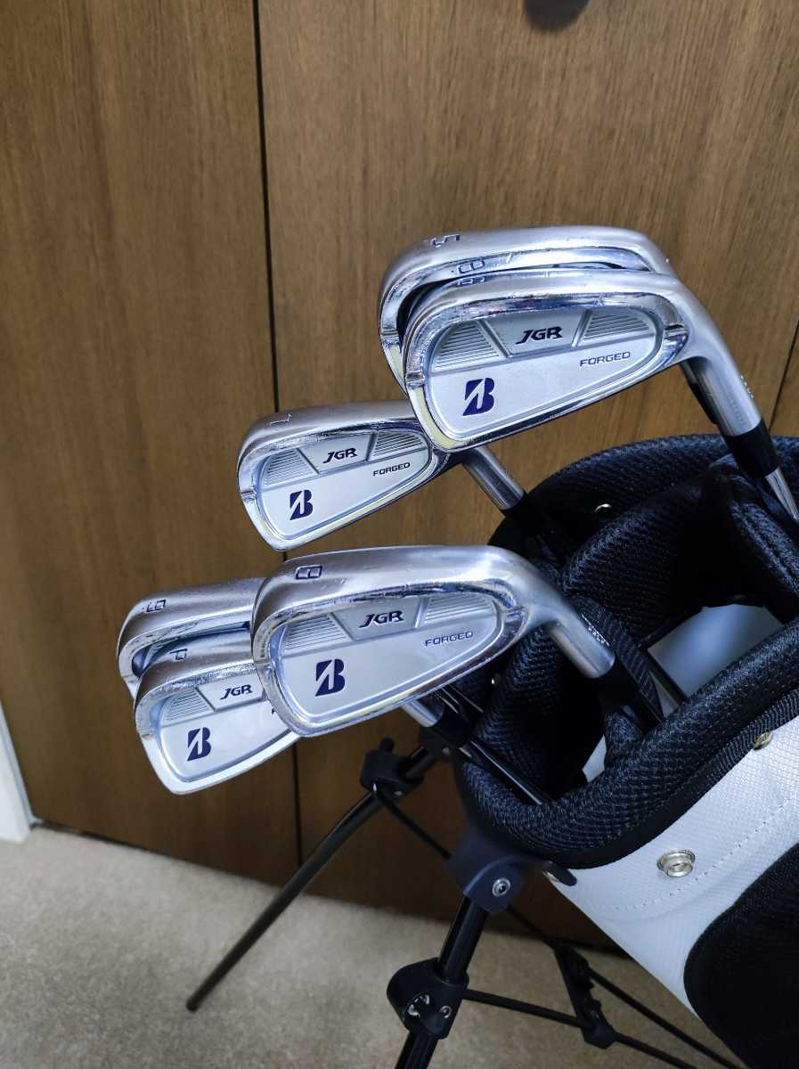 ブリヂストンJGR フォージドアイアン 5-9,PW 6本セット モーダス105S