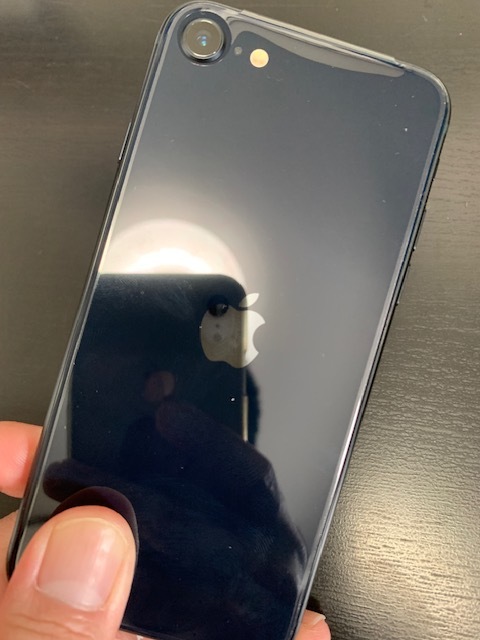 新品未使用 iPhone SE(第3世代)ブラック 64GB SIMフリー Apple (箱