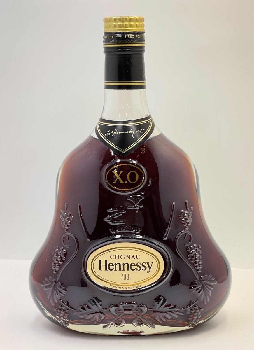 ◇古酒 未開栓 ヘネシー XO Hennessy 金キャップ クリアボトル 700ml
