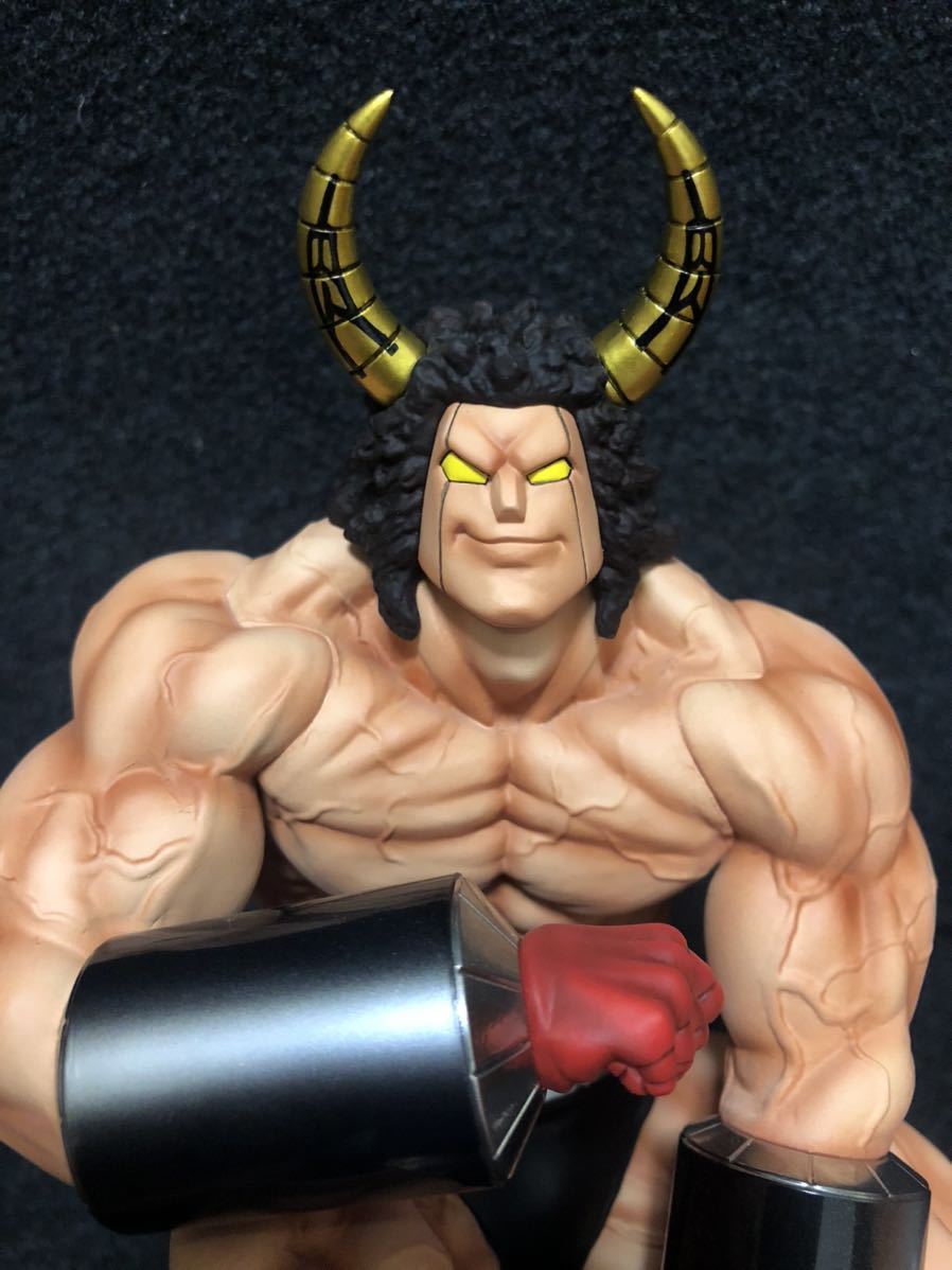 100%の保証 キン肉マンから!バッファローマン!レトロソフビ