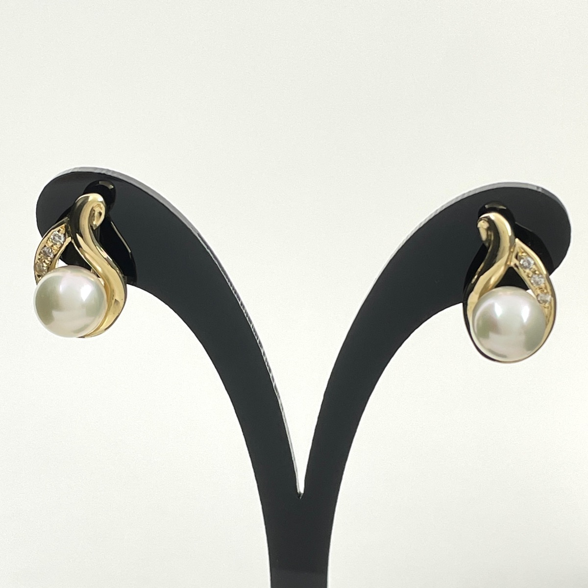 パール デザインイヤリング K18 イエローゴールド メレダイヤ 真珠