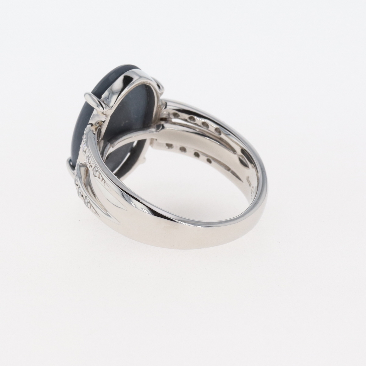 ブラックオパール デザインリング プラチナ 指輪 メレダイヤ リング 約