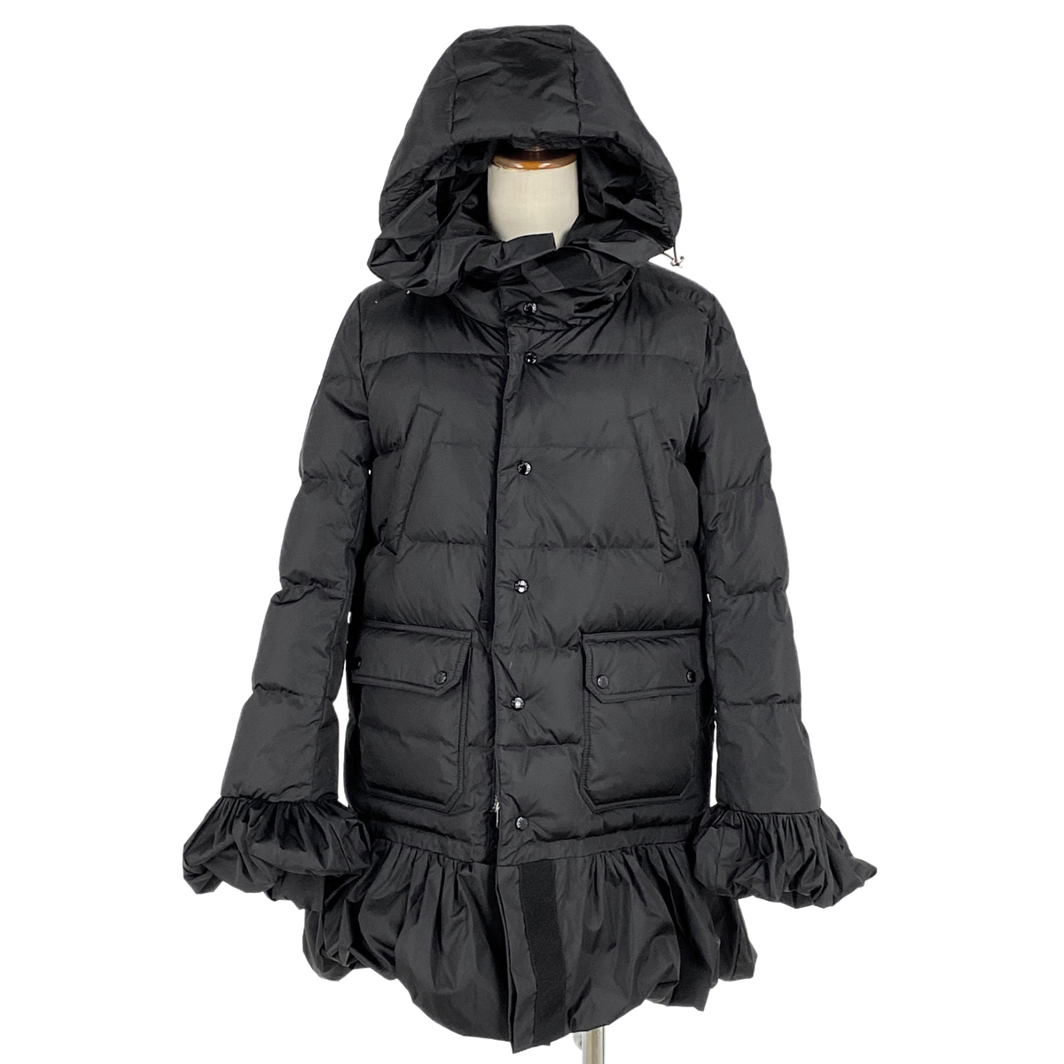 MONCLER モンクレール SERRE セール フリル ジップフードダウン