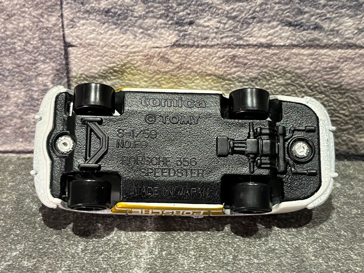 トミカ 青箱 ポルシェ356スピードスター パールホワイト1台