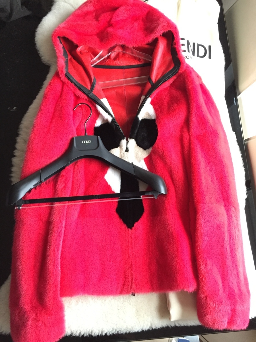 76%OFF!】 即決 新品同様 付属品付 FENDI フェンディ メンズ 最高峰