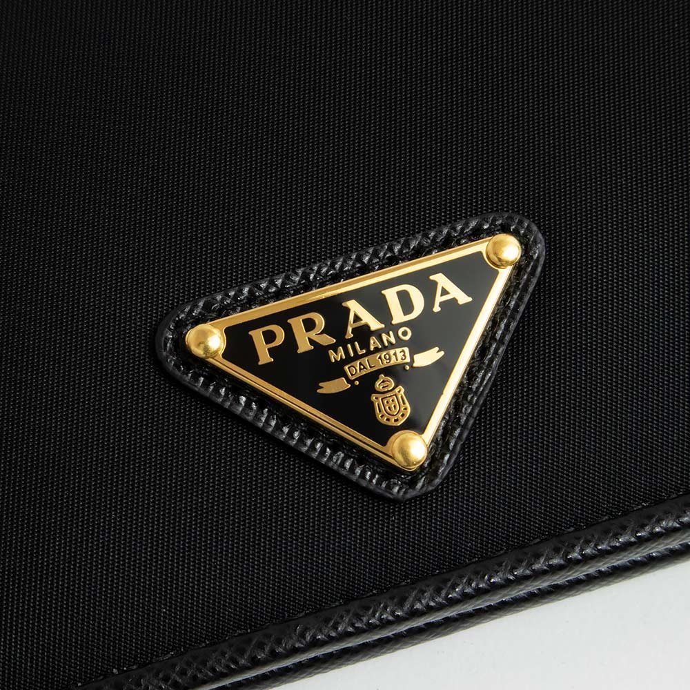 PRADA プラダ レザー 2つ折り コンパクト ウォレット ロゴ
