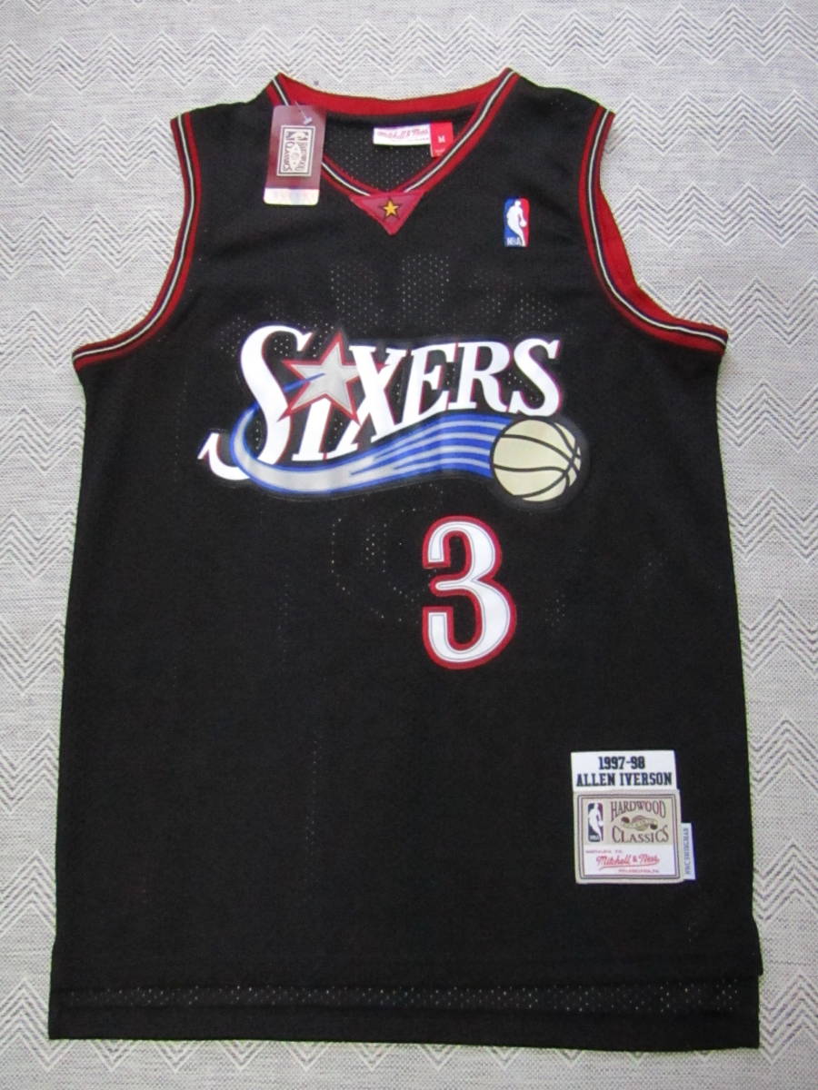 PayPayフリマ|美品 NBA 76ers IVERSON #3 アレン・アイバーソン セブンティ・シクサーズ ユニフォーム ゲームシャツ ジャージ 刺繍 黒 タンクトップ M PayPayフリマ|美品 NBA 76ers IVERSON #3 アレン・アイバーソン セブンティ・シクサーズ ユニフォーム ゲームシャツ ジャージ 刺繍 黒 タンクトップ M