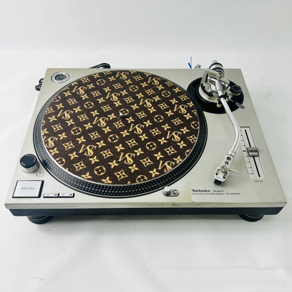 【品】Technics / テクニクス SL-1200MK2 ターンテーブル レコードプレーヤー DJ 通電確認済み