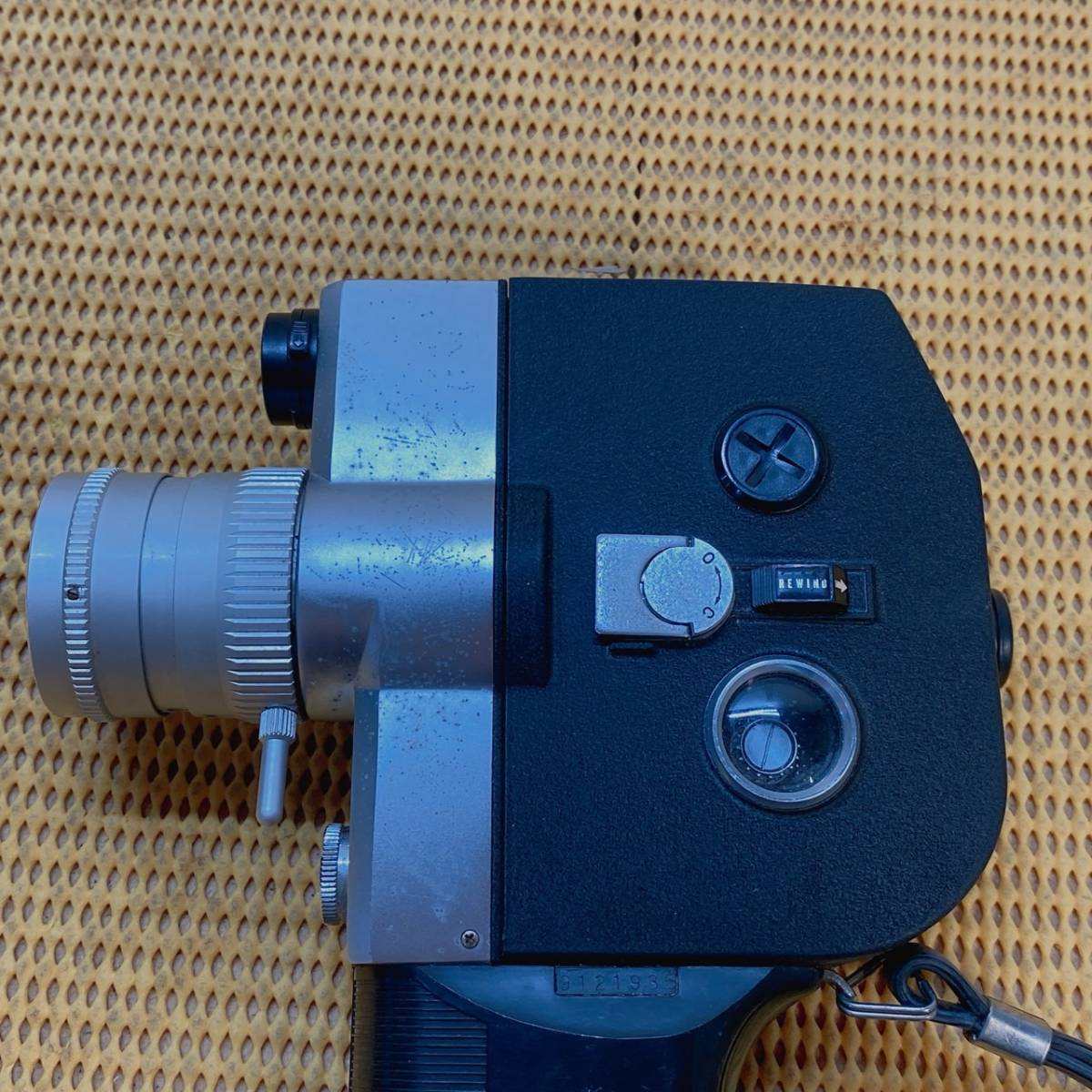 送料520円！　貴重　レトロ　FUJICA　フジカ　Single-8　P300　フィルムカメラ　8ミリカメラ　10.5mm-27.5mm　長期保管品　現状品_画像3