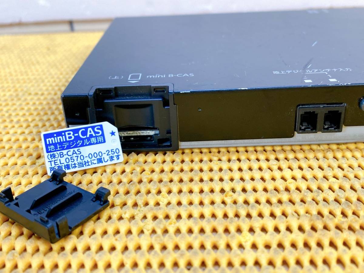 送料520円! 貴重 チューナー TKFA19701 miniB-CAS 地上デジタル 送料520円! 貴重 チューナー TKFA19701 miniB-CAS 地上デジタル
