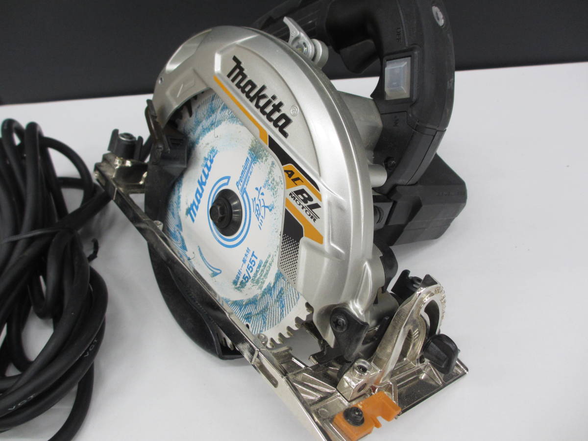 H0726-18TA/ 動作確認済み マキタ Makita 165mm 電子マルノコ HS6303B