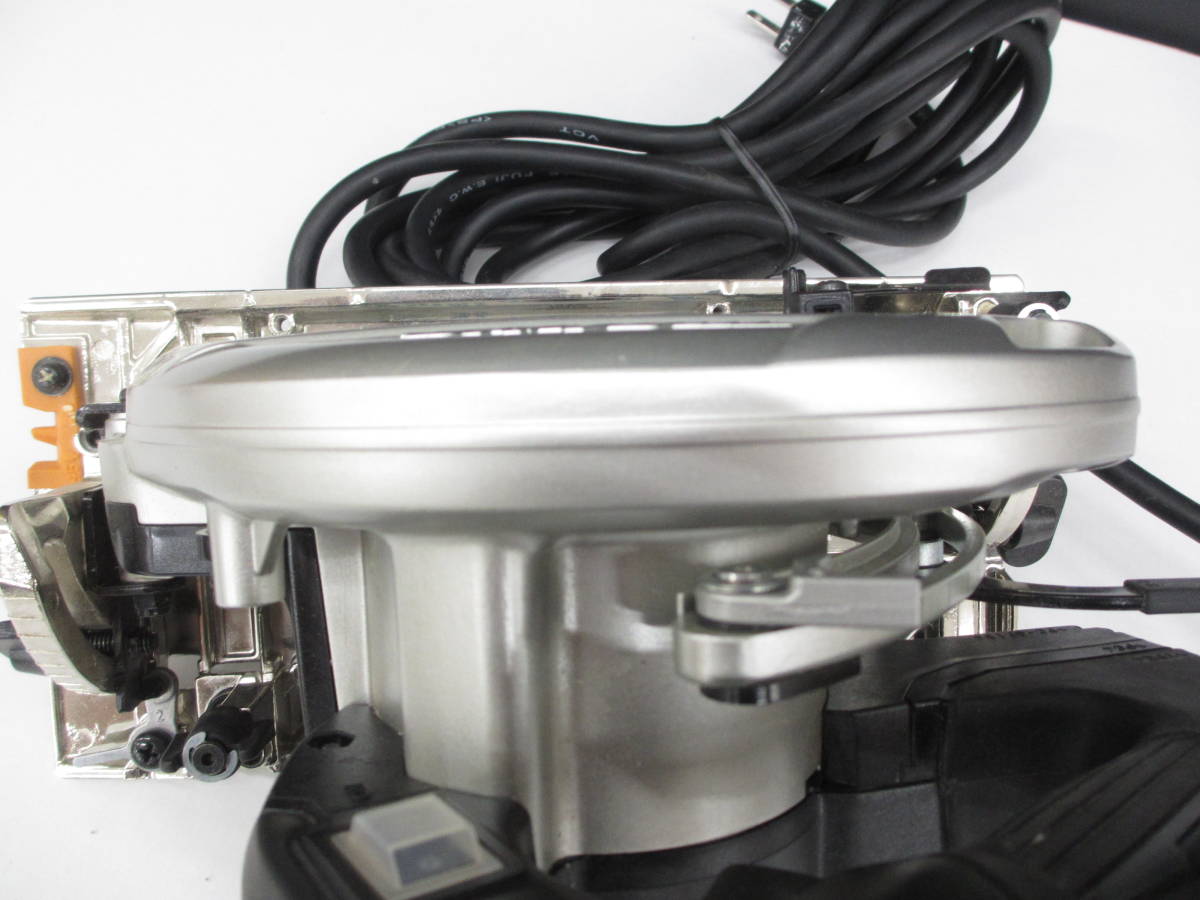 H0726-18TA/ 動作確認済み マキタ Makita 165mm 電子マルノコ HS6303B