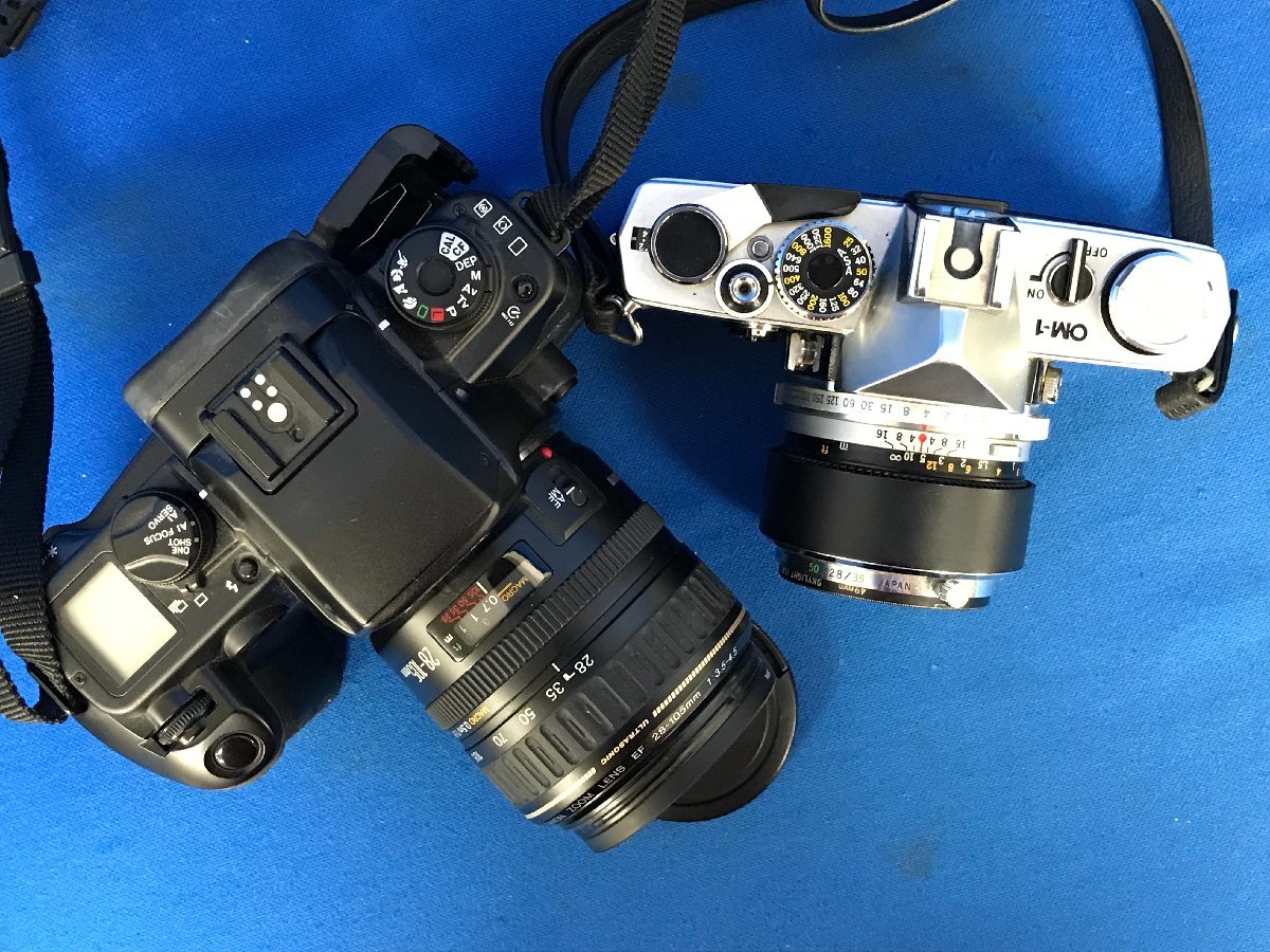 36―131 カメラ用品セット キャノン EOS-55/オリンパス OM-1 海外通販では カメラ キャノン オリンパス 三脚 他 セット その他