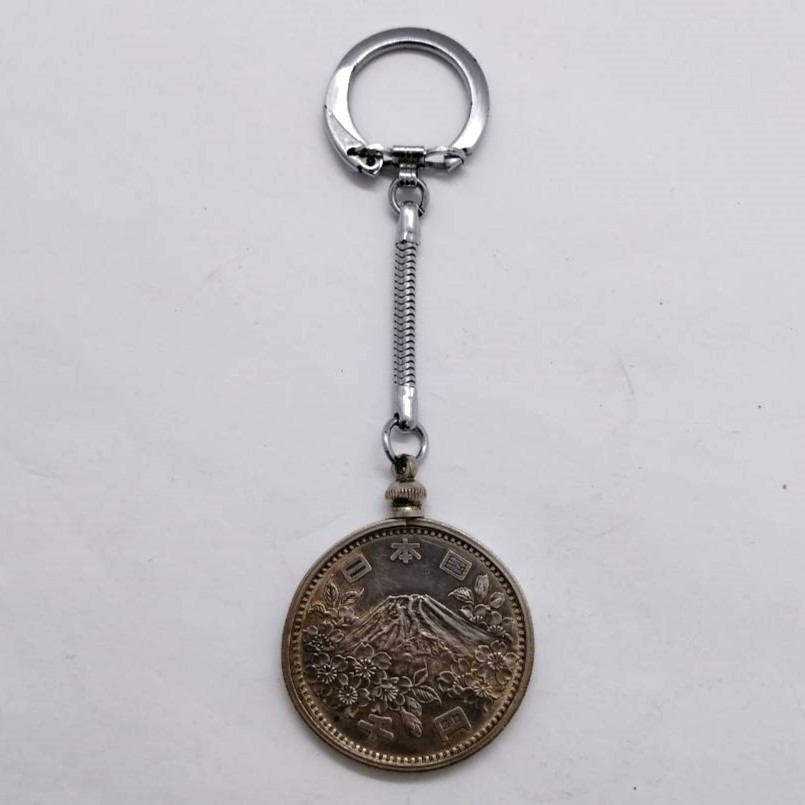 貴重!1964年 東京オリンピック 1000円 銀貨+ キーホルダー枠 貴重!1964年 東京オリンピック 1000円 銀貨+ キーホルダー枠