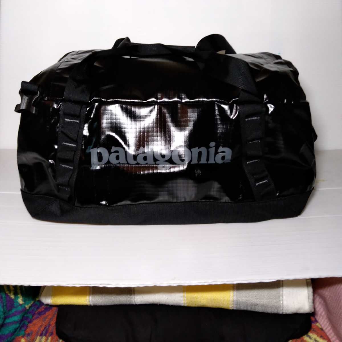 パタゴニア 40L ブラックホール・ダッフル ブラック | smsgolubovci.me