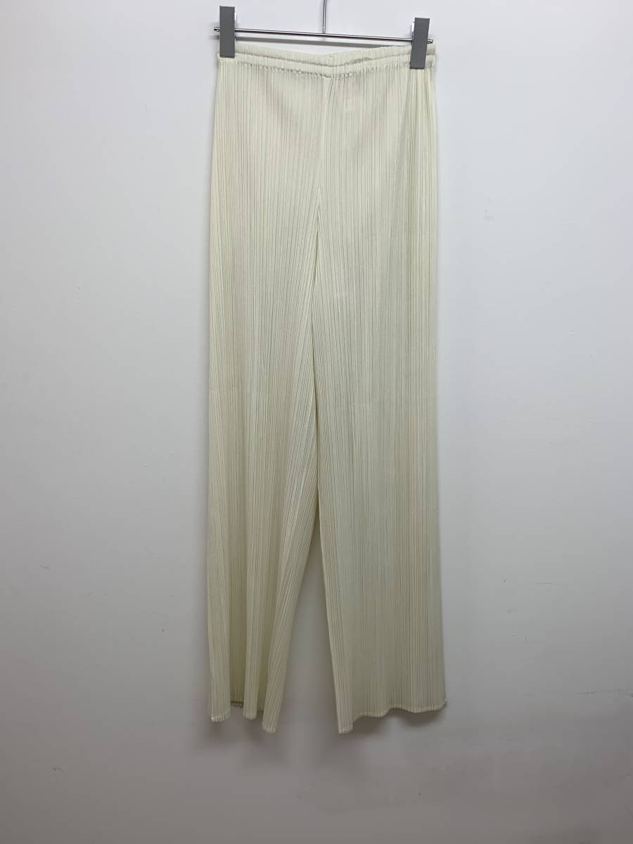832☆PLEATS PLEASE プリーツプリーズ☆イッセイミヤケ☆ストレート
