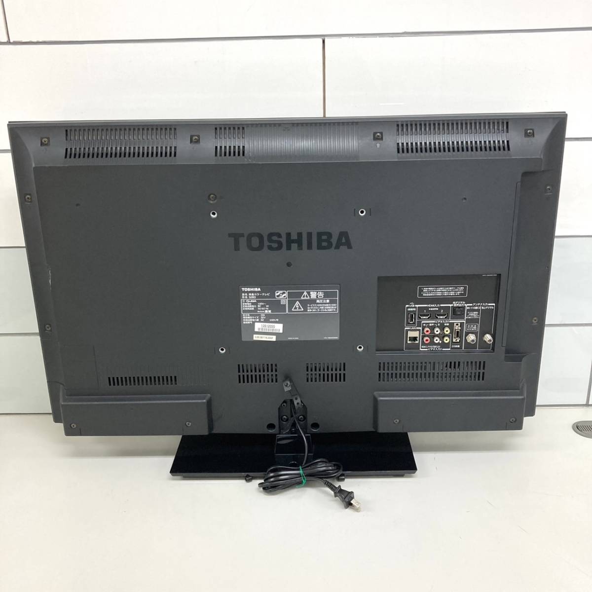 送料無料 TOSHIBA 東芝 32B3 32インチ地デジ液晶テレビ 外付け 送料無料 TOSHIBA 東芝 32B3 32インチ地デジ液晶テレビ 外付け