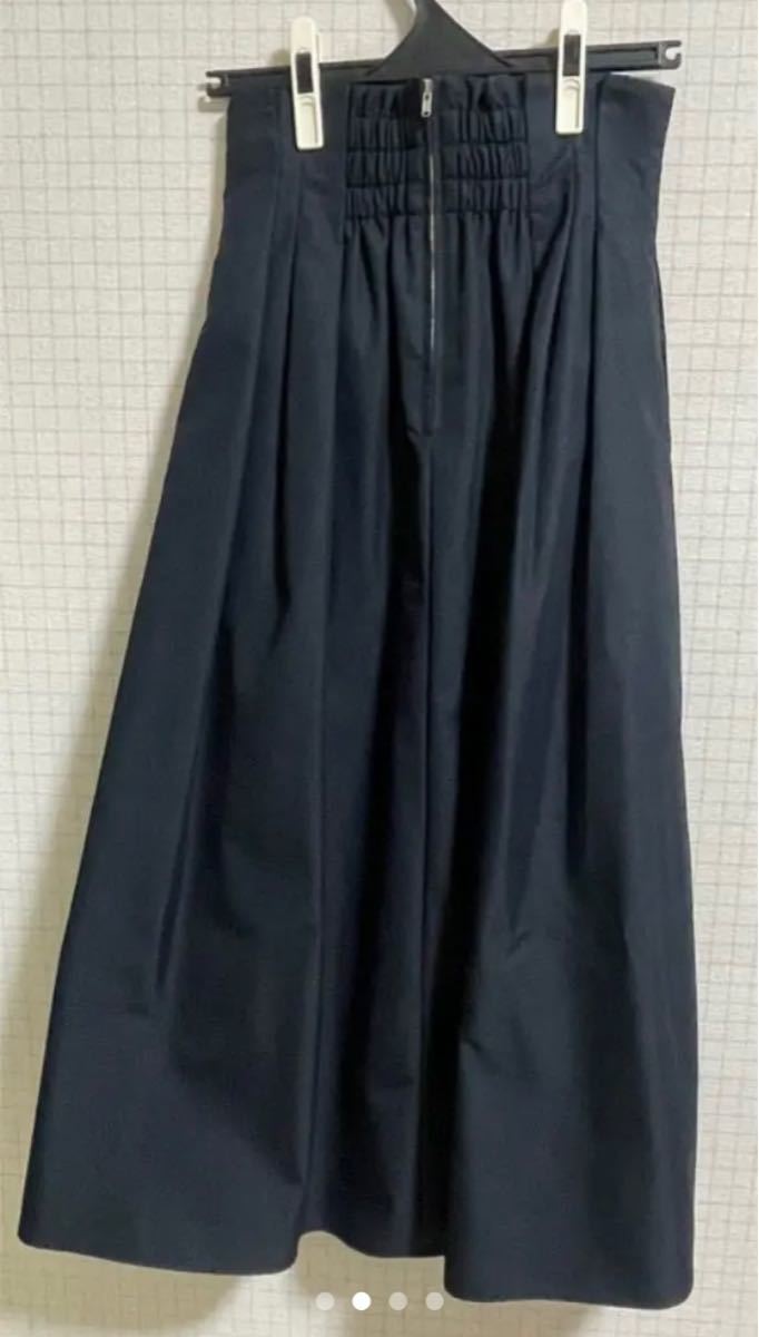 完売品 MilaOwen ミラ オーウェン ランダムタックハイウエスト 完売品 MilaOwen ミラ オーウェン ランダムタックハイウエスト