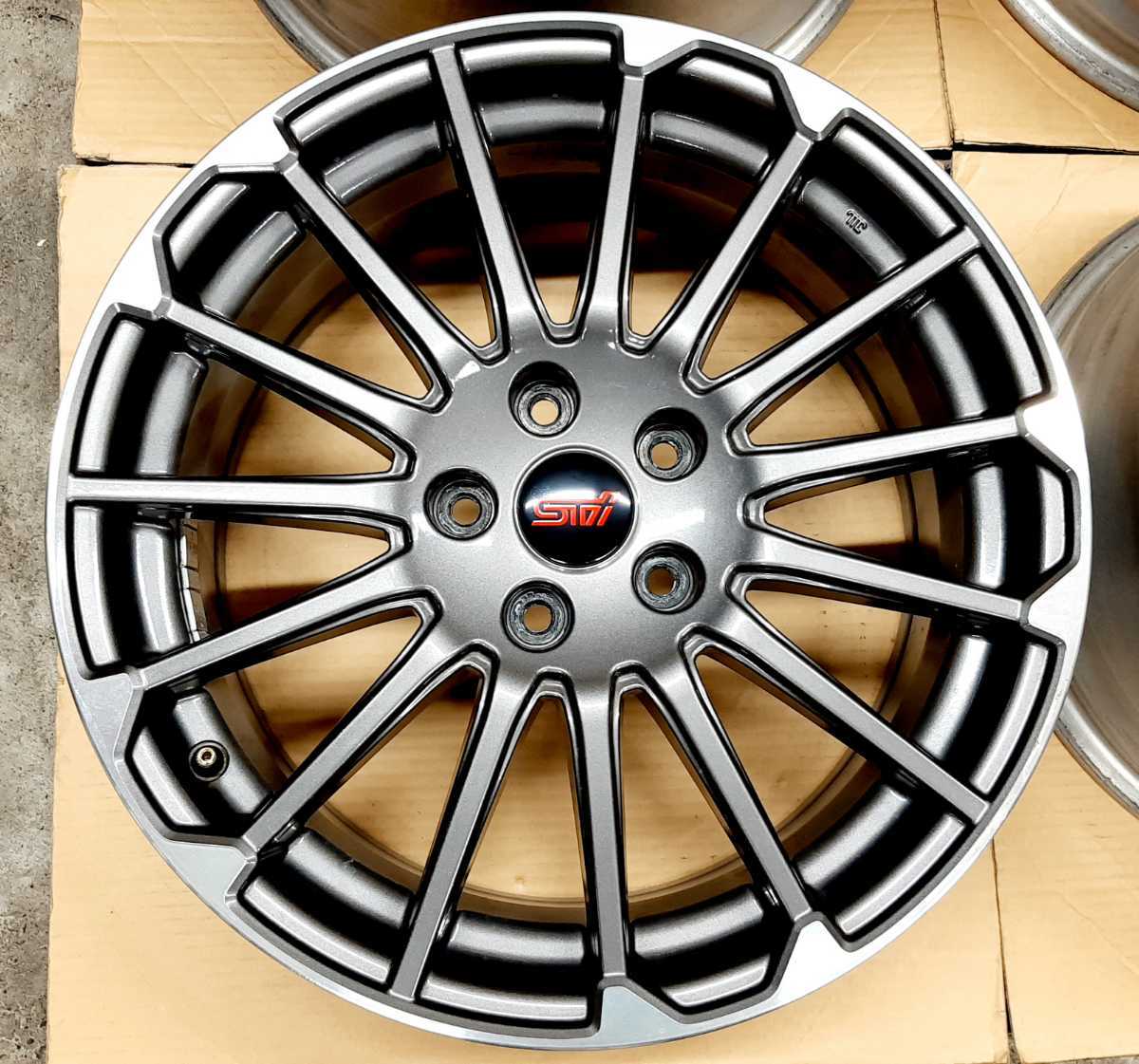 希少】スバル レヴォーグ STI スポーツ 純正 ホイール 4本 7.5J 114.3