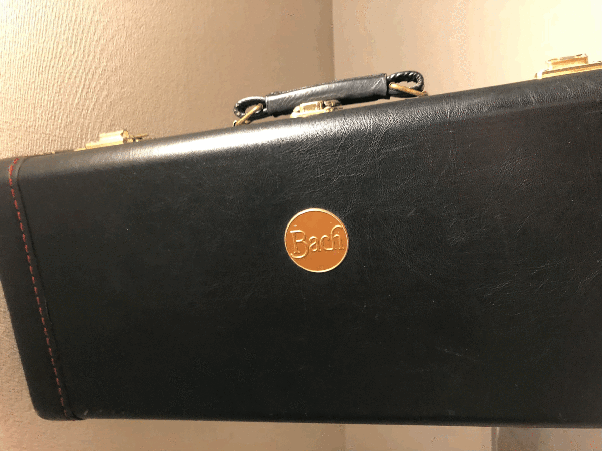日本未入荷日本未入荷BACH トランペットダブルケース 器材