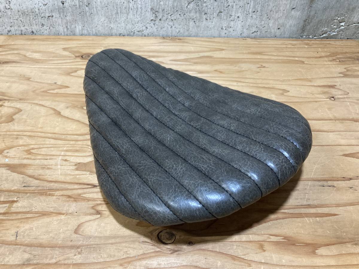 送料無料 ソロシート ピリオンパッド VTG BK 新品 トライアンフ 883