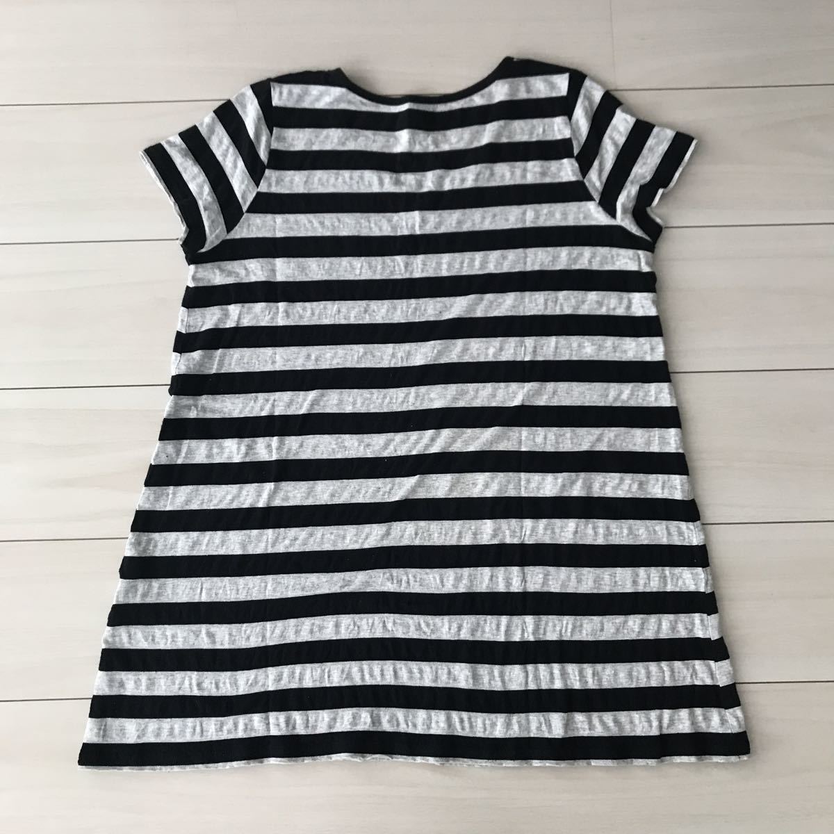  border A line V neck * T-shirt cut and sewn M size * dress length length .GU GU Uniqlo UNIQLO easy small pra coca pretty 