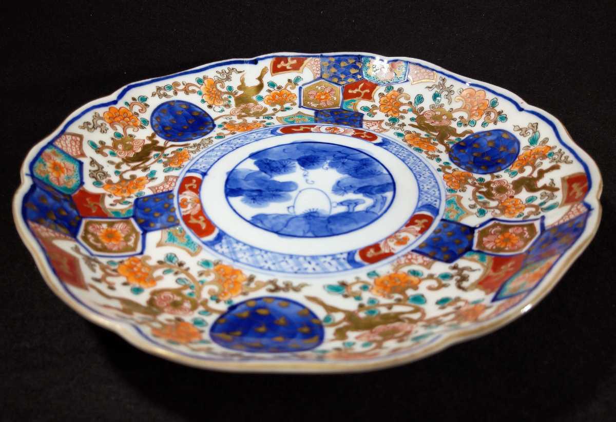 古伊万里 金彩 色絵 染付 丸文 花文 人物文 唐獅子牡丹図 21cm 輪花皿 a-12b53_画像3