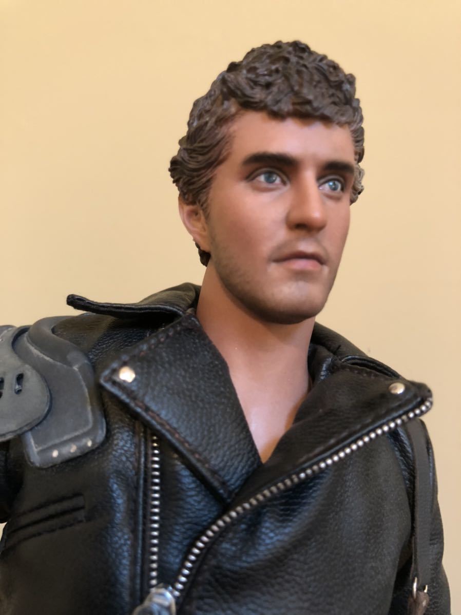 Yahoo!オークション - マッドマックス 似 フィギュア 1/6 Yahoo!オークション - マッドマックス 似 フィギュア 1/6