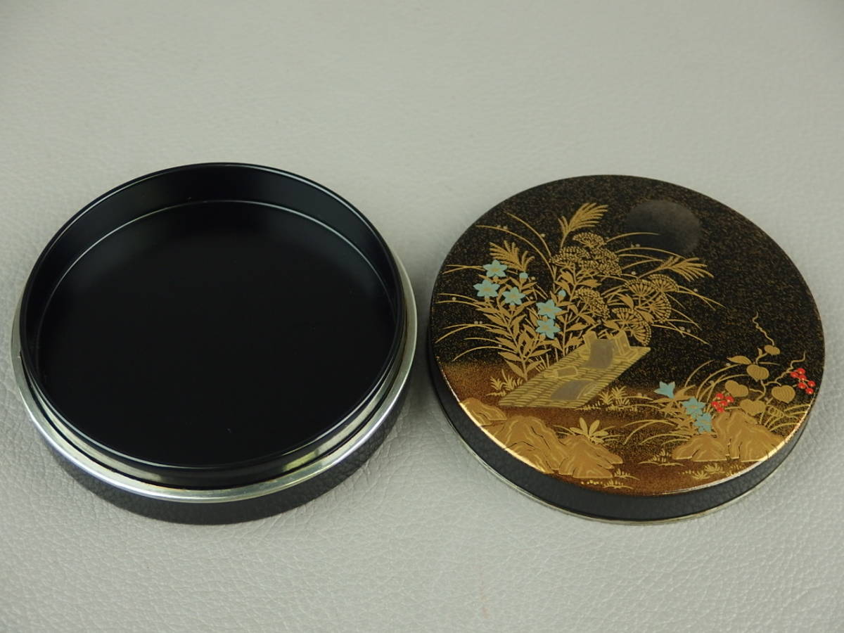 骨董・茶道具】☆平安 鈴木光入砧蒔絵香合 dn035tgl 金銀蒔絵 梨地