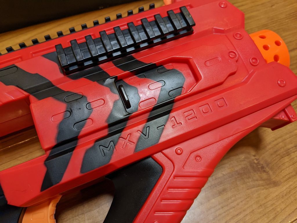 美品 ナーフ ライバル ゼウス 赤・レッド 電動ガン Nerf Rival 美品 ナーフ ライバル ゼウス 赤・レッド 電動ガン Nerf Rival