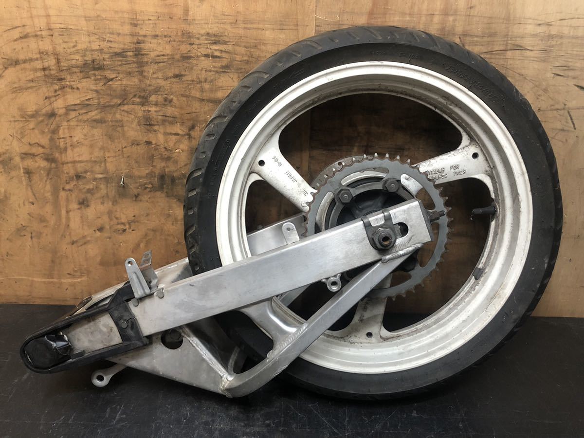 ヤマハ TZR250 3MA 純正 リア足回り 後ろ 18×4.00 ホイール スイング