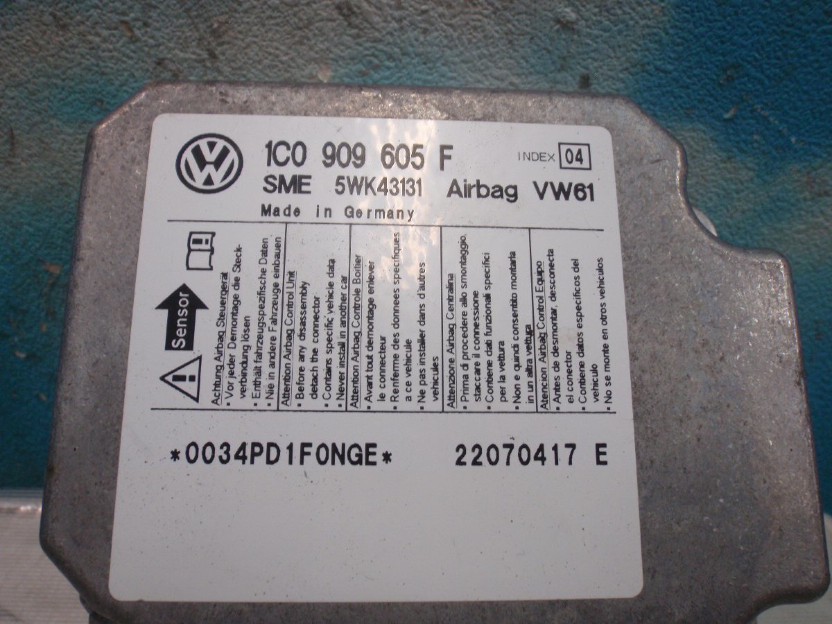 * 9NBUD Volkswagen Polo airbag computer 1C0909605F 340650JJ