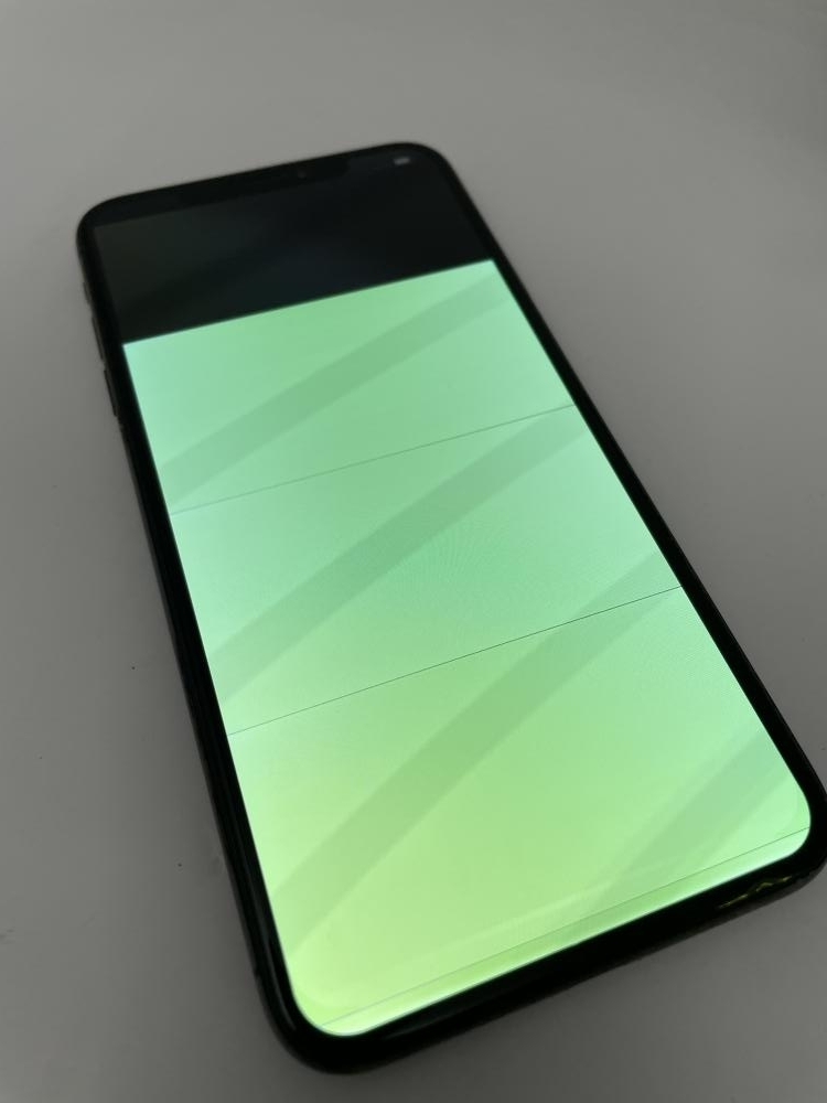 11【ジャンク品】 iPhone Xs Max 256GB Apple 国内版SIM フリー