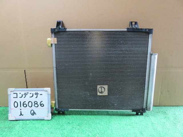  free shipping Heisei era 21 year iQ KGJ10 air conditioner condenser used prompt decision 