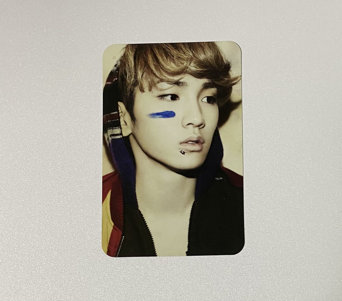 トレカ SHINee SHERLOCK 封入盤 絵柄違い トレカ SHINee SHERLOCK 封入盤 絵柄違い